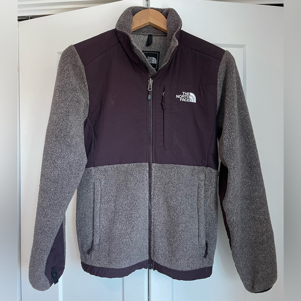 The North Face Women’s Fleece Jacket - small